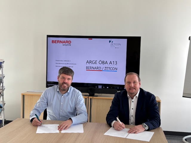 Arge Vertragsunterzeichnung01